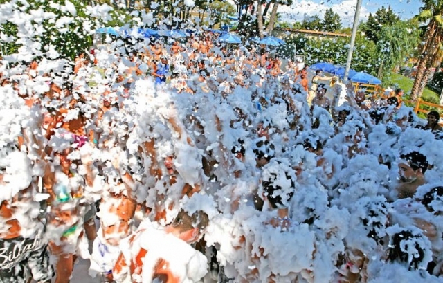  Foam Party 